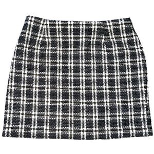 Jessica Scott size 16P black & ivory plaid w silver accent threading mini skirt